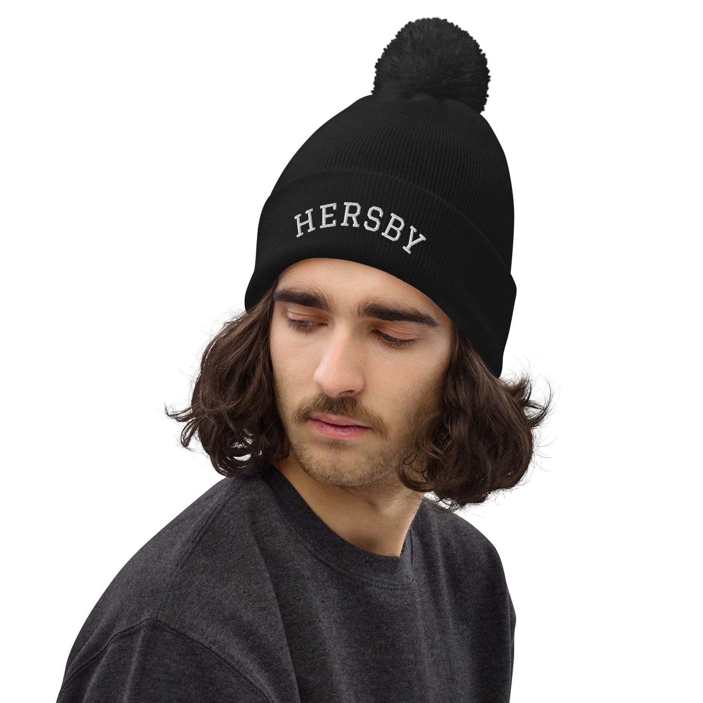 HERSBY - Tofsmössa med brodyr - 6 färger